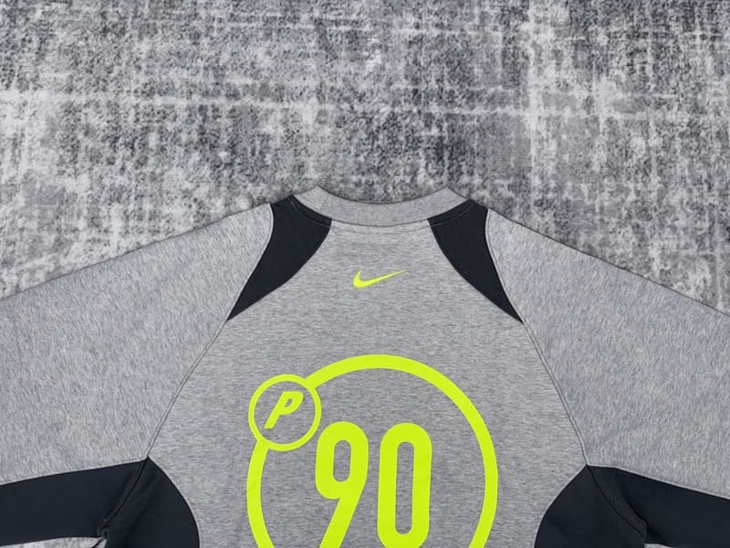 Hoodie Palace x Nike Crewneck Total P90 grey
