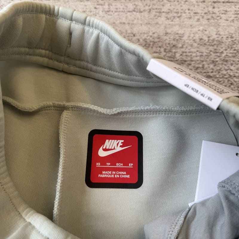 Nike Tech Fleece Pro grey