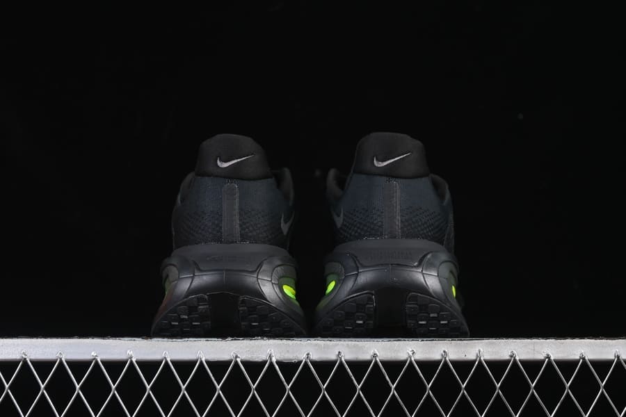 Nike Vomero Premium Black Volt
