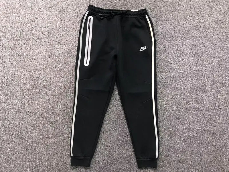 Nike Tech Fleece Black (reflective) -   The Plug