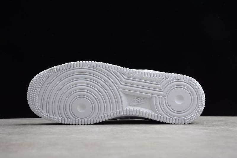 Air Force 1 x Supreme