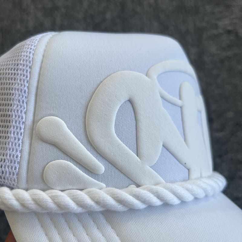 Synaworld Cap White The Plug
