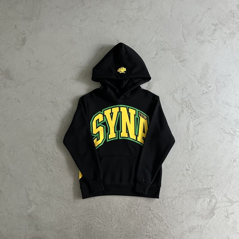 Syna World College Logo Black/Yellow My Store