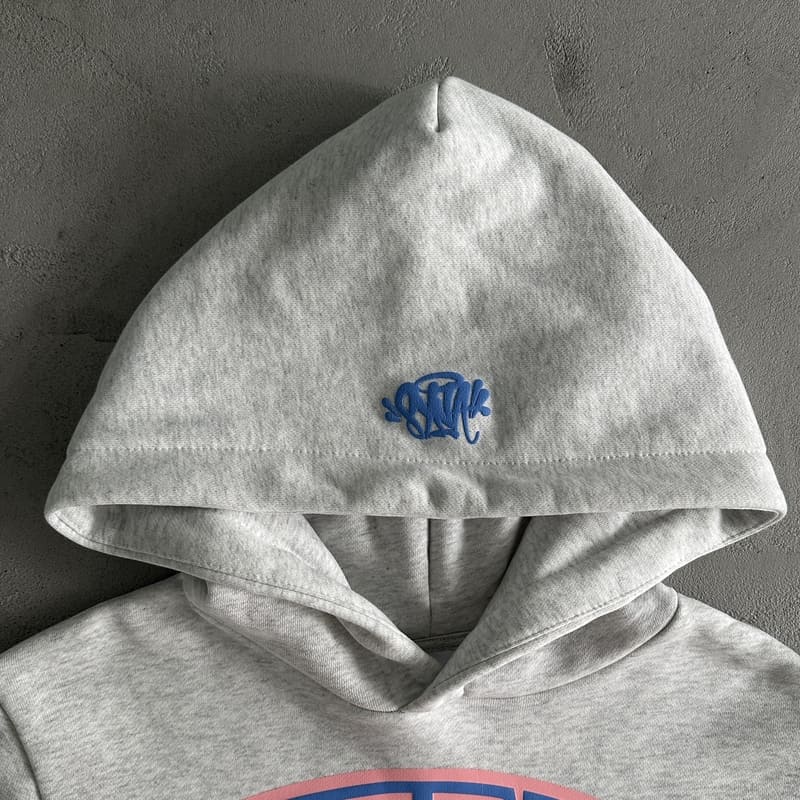 Syna World College Logo Grey/Pink My Store