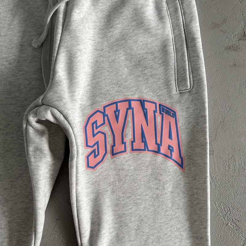 Syna World College Logo Grey/Pink My Store